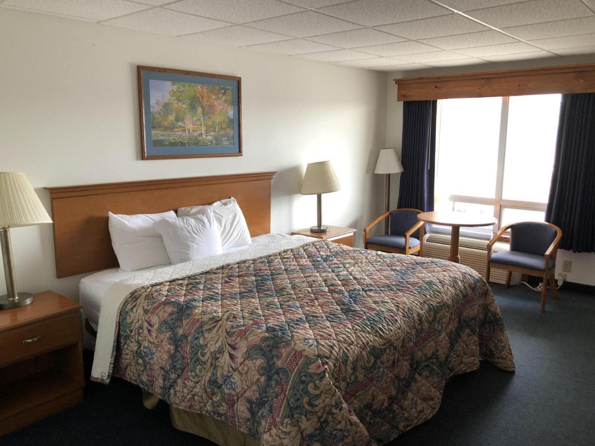 מיטשל Corn Palace Inn מראה חיצוני תמונה
